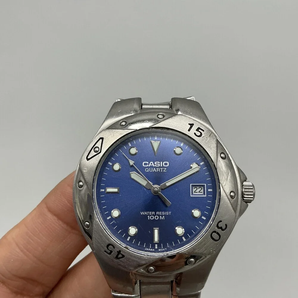 Casio 1346 MTD-1034 Mens Watch 37mm Blue Dial Silver Tone Date New Battery 6.5